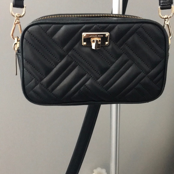 Michael Kors small cross body - Picture 2 of 8